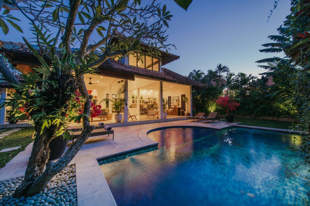 Villa Eight Seminyak Exterior foto
